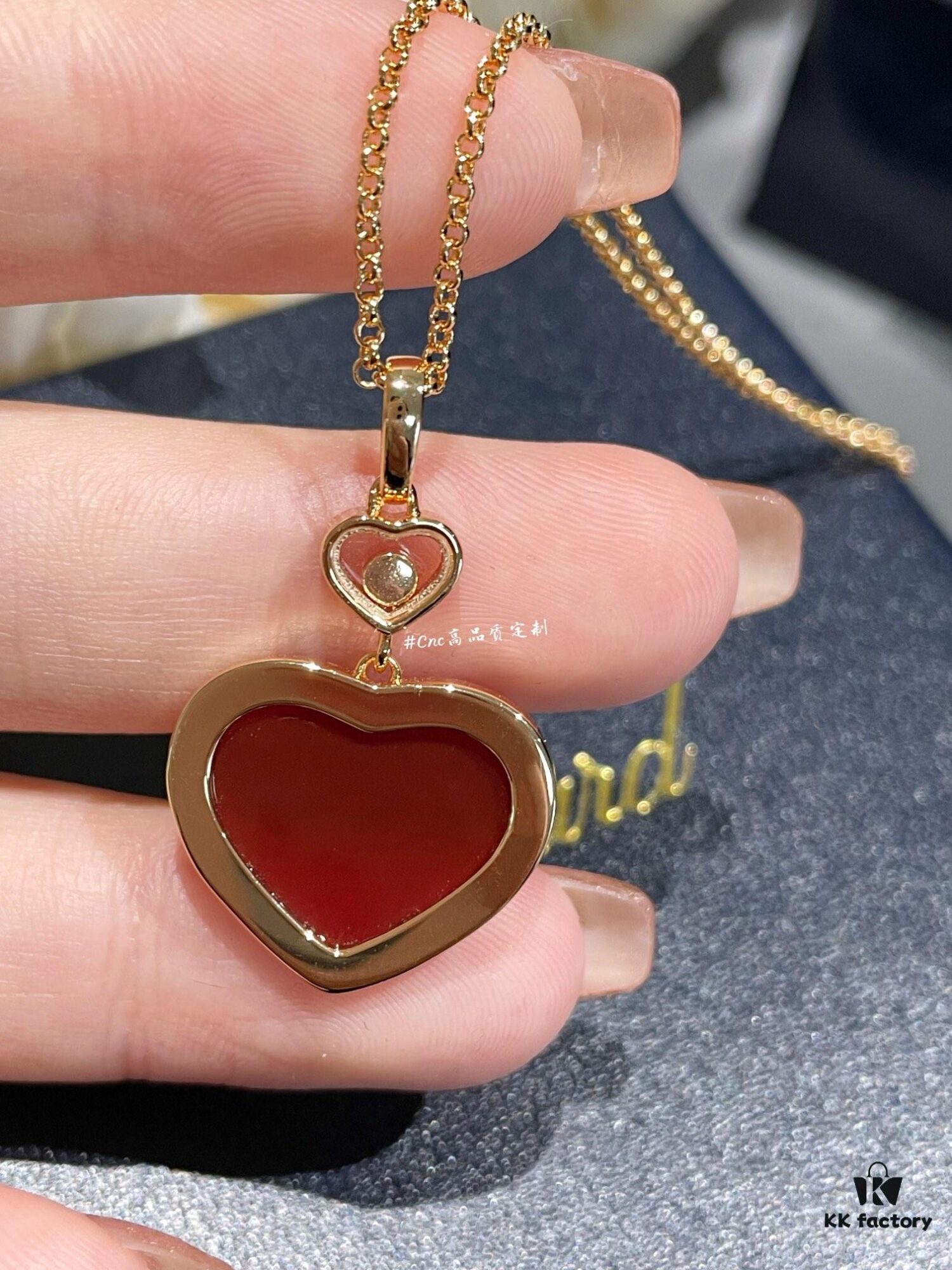 693006b012f62673a6fab2f5 Chopard Happy Hearts Series Heart Necklace with Moving Diamond