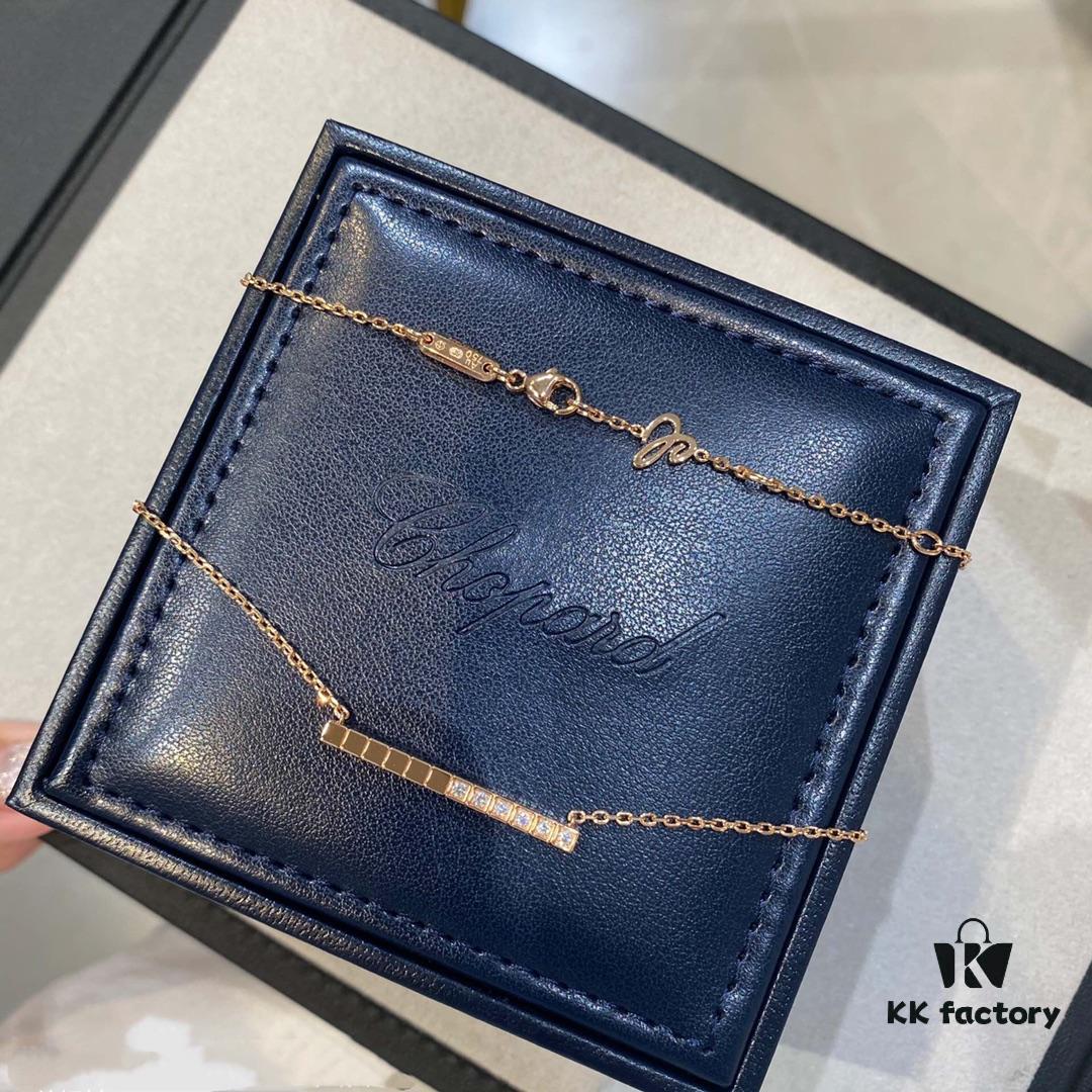 693006c312f62673a6fab312 Chopard IceCube Collection Geometric Necklace, Recommended by Celebrities! Premium Quality, Exclusive Design!