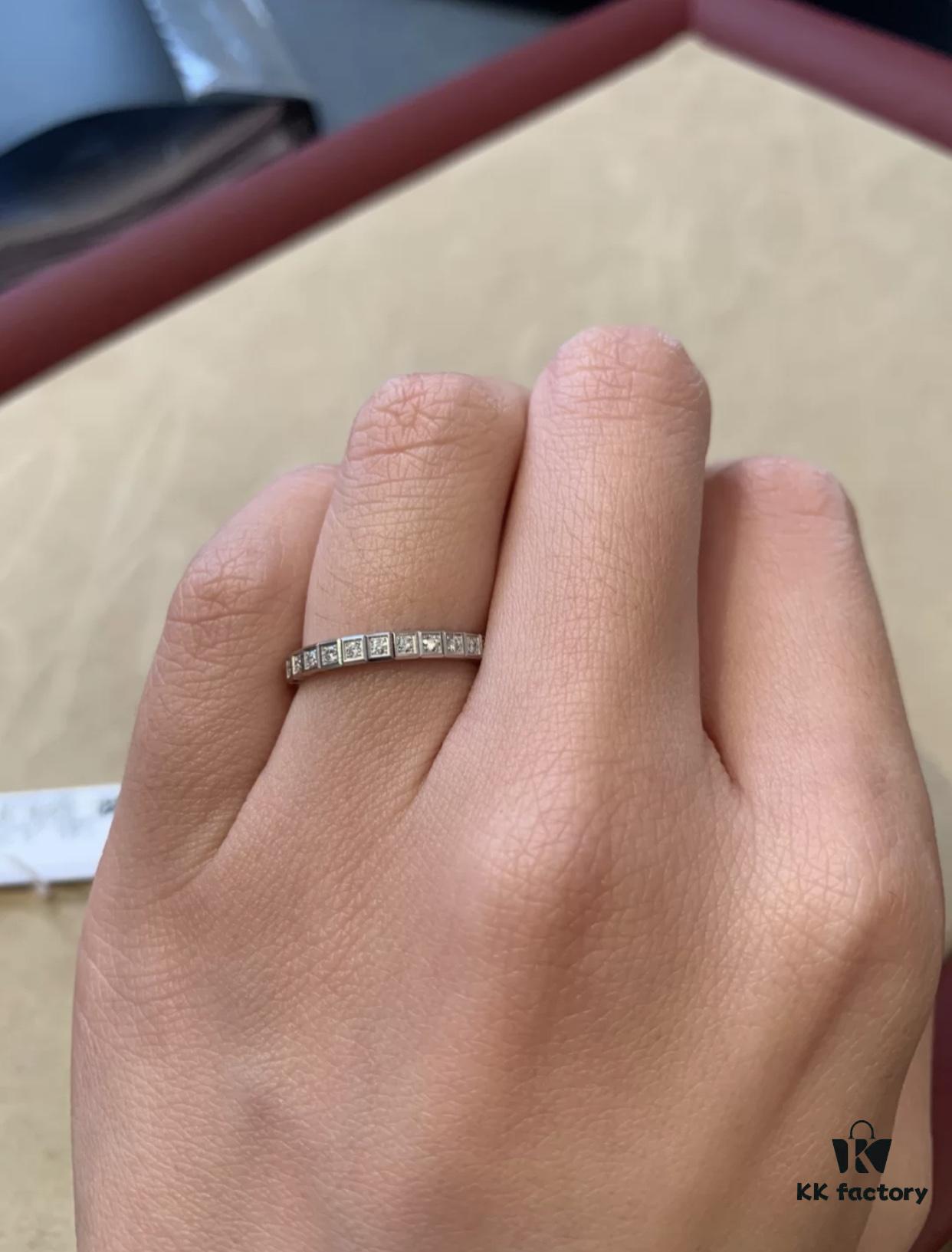 693006ea12f62673a6fab352 Stylish Ice Cube Ring – A Modern Symbol of Independent Women