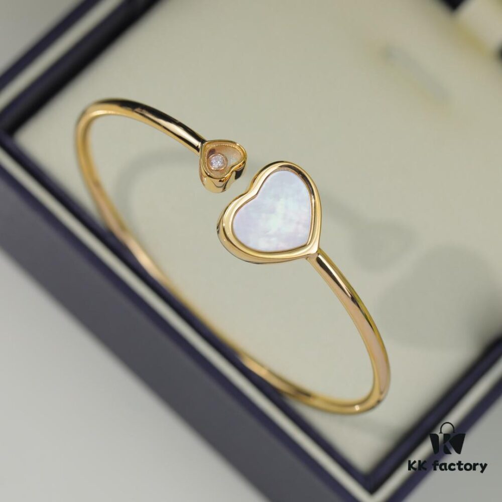 6930072f12f62673a6fab3bf Chopard Happy Hearts Wings Bracelet