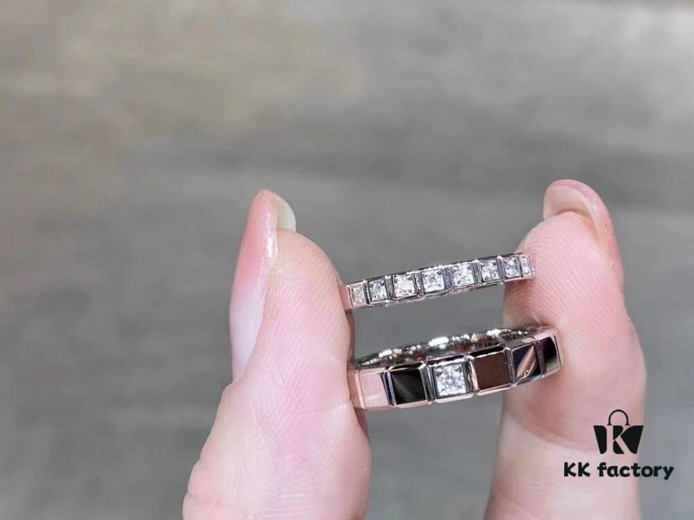 693007ce12f62673a6fab4c4 Chopard Ice Cube Couple Rings🧊