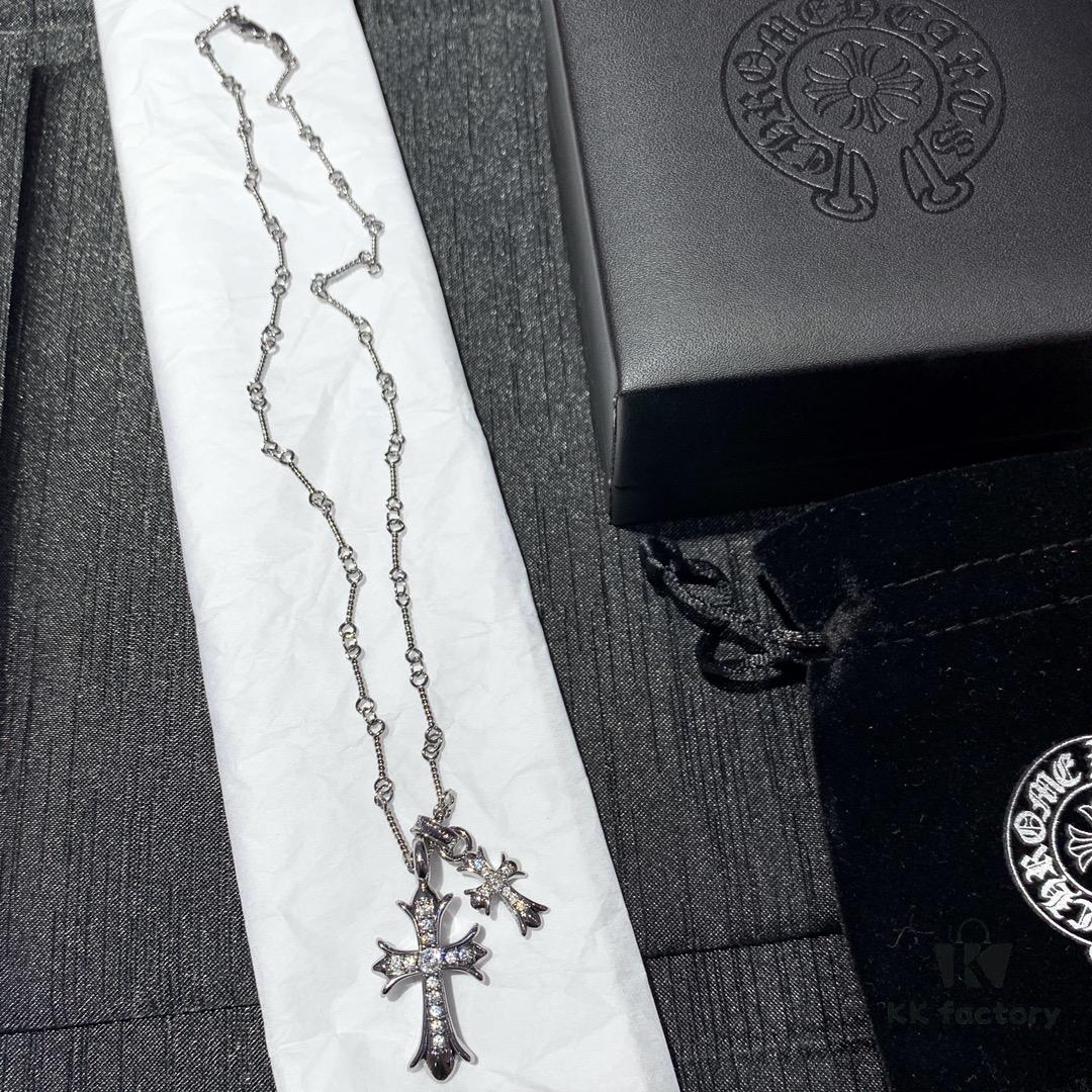 693007e712f62673a6fab4e6 Essential for Fashion-Forward Individuals: Double Cross Silver Necklace, Polished and Diamond-Faced, Reversible and Detachable Design