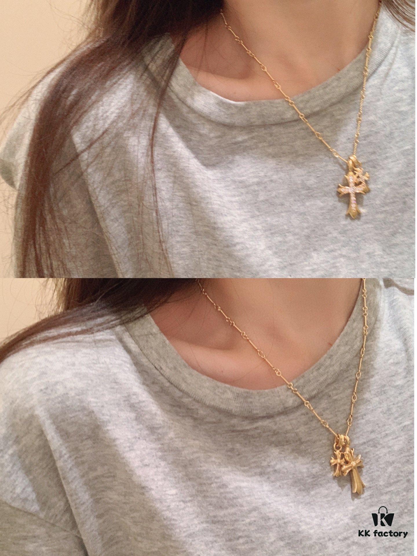 6930081712f62673a6fab53d Kuroshin Trendy Essential Item: Double Cross Gold Necklace with Diamond and Polished Surfaces, Reversible and Detachable Design