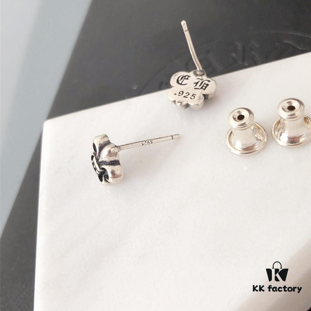 693008a012f62673a6fab648 S925 Sterling Silver! Authentic Counter Ear Studs! Stylishly Casual When Paired with Chrome Hearts, the Cross Design Highlights Individuality, Perfect for Everyday Casual Wear. Looks Great as a Single Piece for Men Too! The Combination of Studs and Hoops Ensures Breathability!