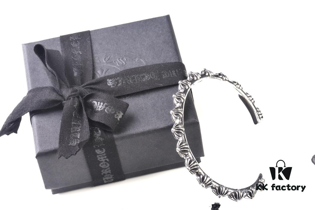Chrome Hearts Cuff Bracelet Differences from Common Market Lightweight Versions: Check Engraving Details and Oxidation Level