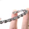 Chrome Hearts Cuff Bracelet Differences from Common Market Lightweight Versions: Check Engraving Details and Oxidation Level