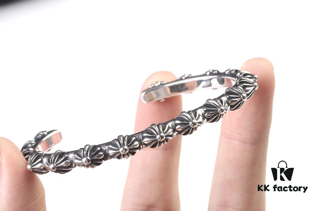 Chrome Hearts Cuff Bracelet Differences from Common Market Lightweight Versions: Check Engraving Details and Oxidation Level