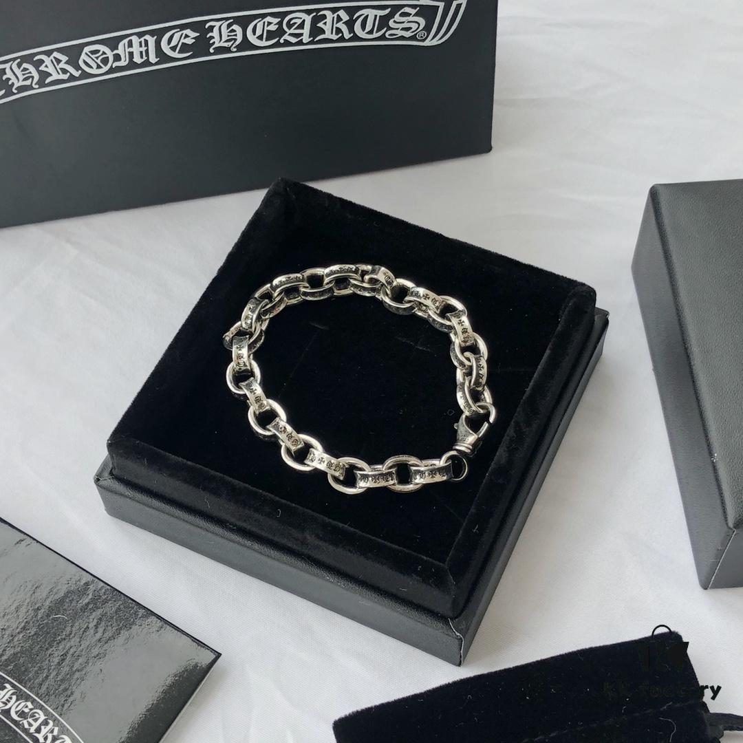 6930090512f62673a6fab711 CH Chrome Hearts Classic Retro Letter Bracelet