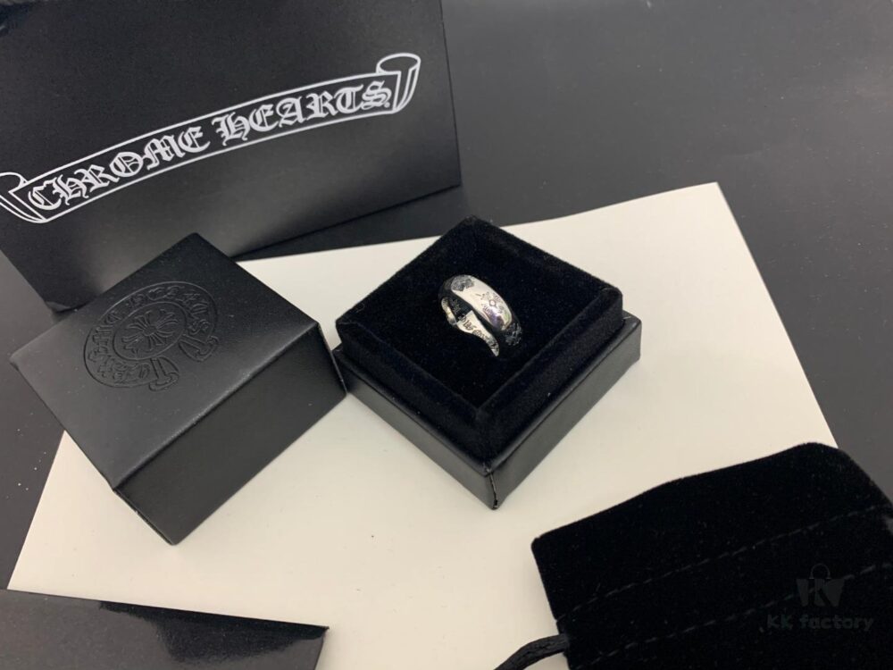 6930091012f62673a6fab72e Chrome Hearts Arc Mirror-Finish Cross Ring, Size 12-24