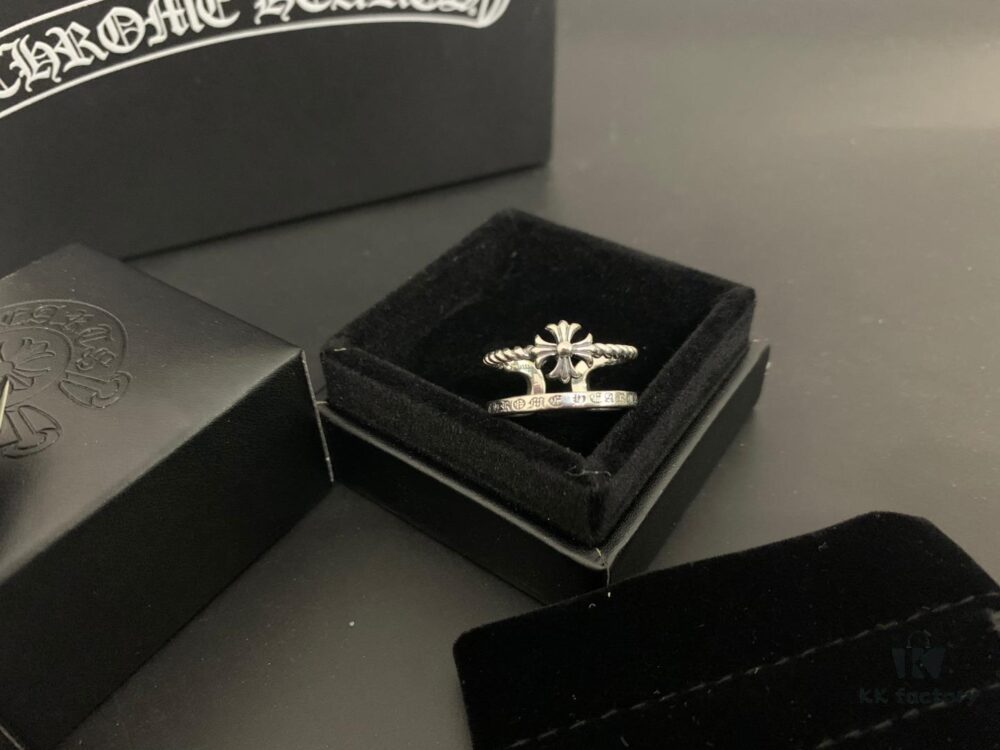 6930091d12f62673a6fab74f Chrome Hearts Vintage Double Layer Ring, Ins Influencer Style, Fashion Korean Version, Versatile and Beautiful to Wear