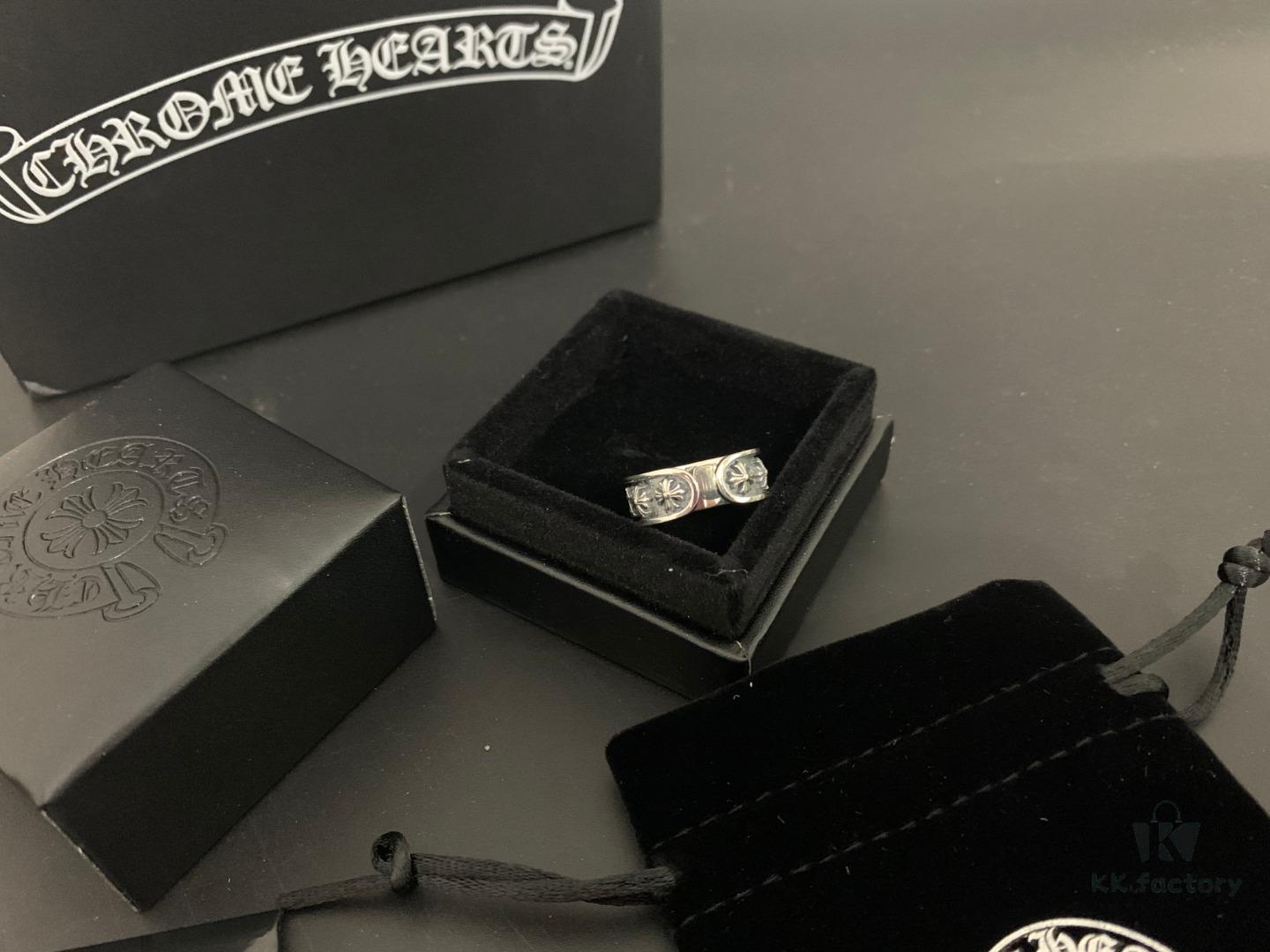6930093212f62673a6fab777 Chrome Hearts Unisex Ring with Eternal Letter Design