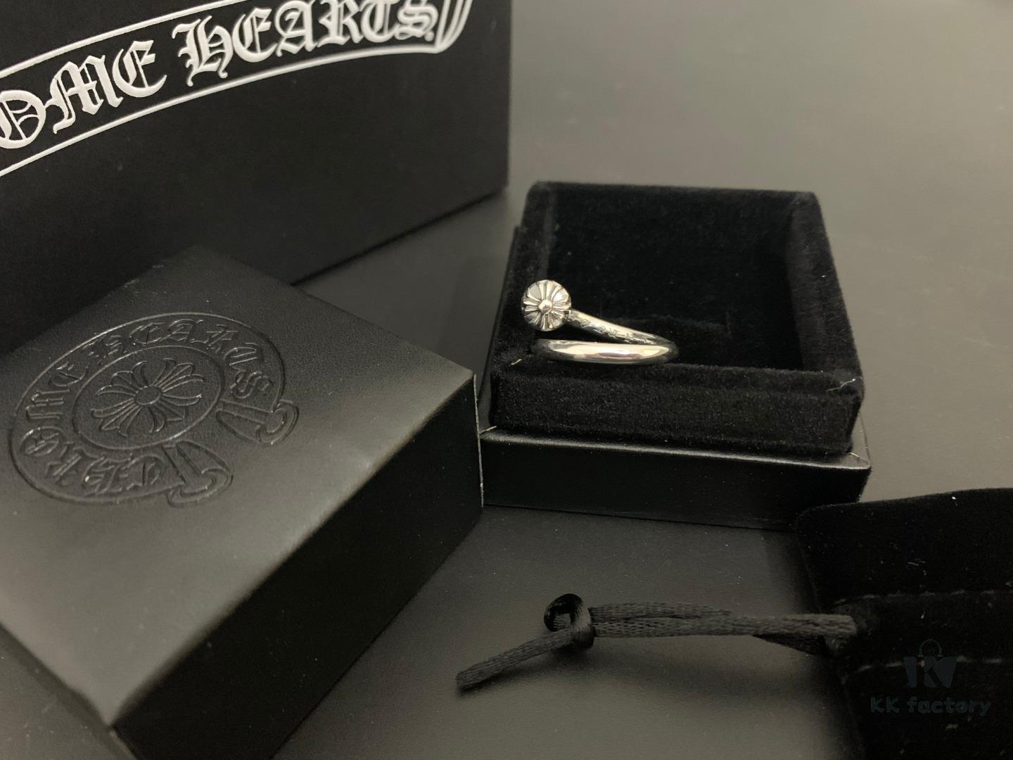 6930093d12f62673a6fab78d Chrome Hearts Crooked Cross Nail Open Ring