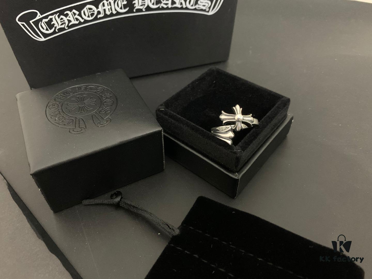 Chrome Hearts Cross Flower Twist Open Ring