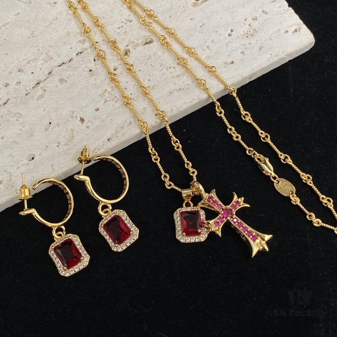 Today's Recommendation: Chrome Hearts Set Necklace