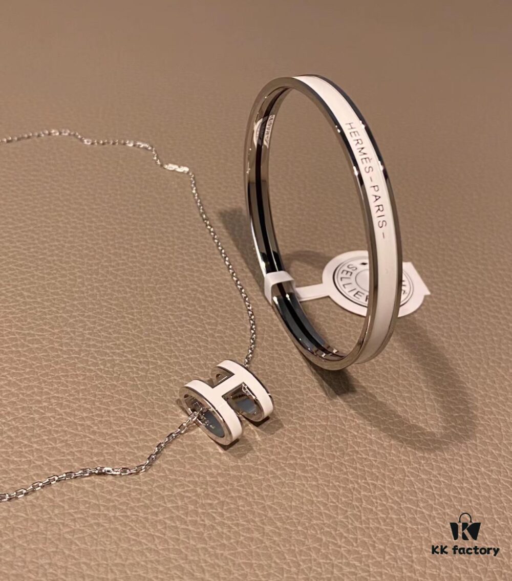 693009b912f62673a6fab87f New Arrivals Collection Real Shot