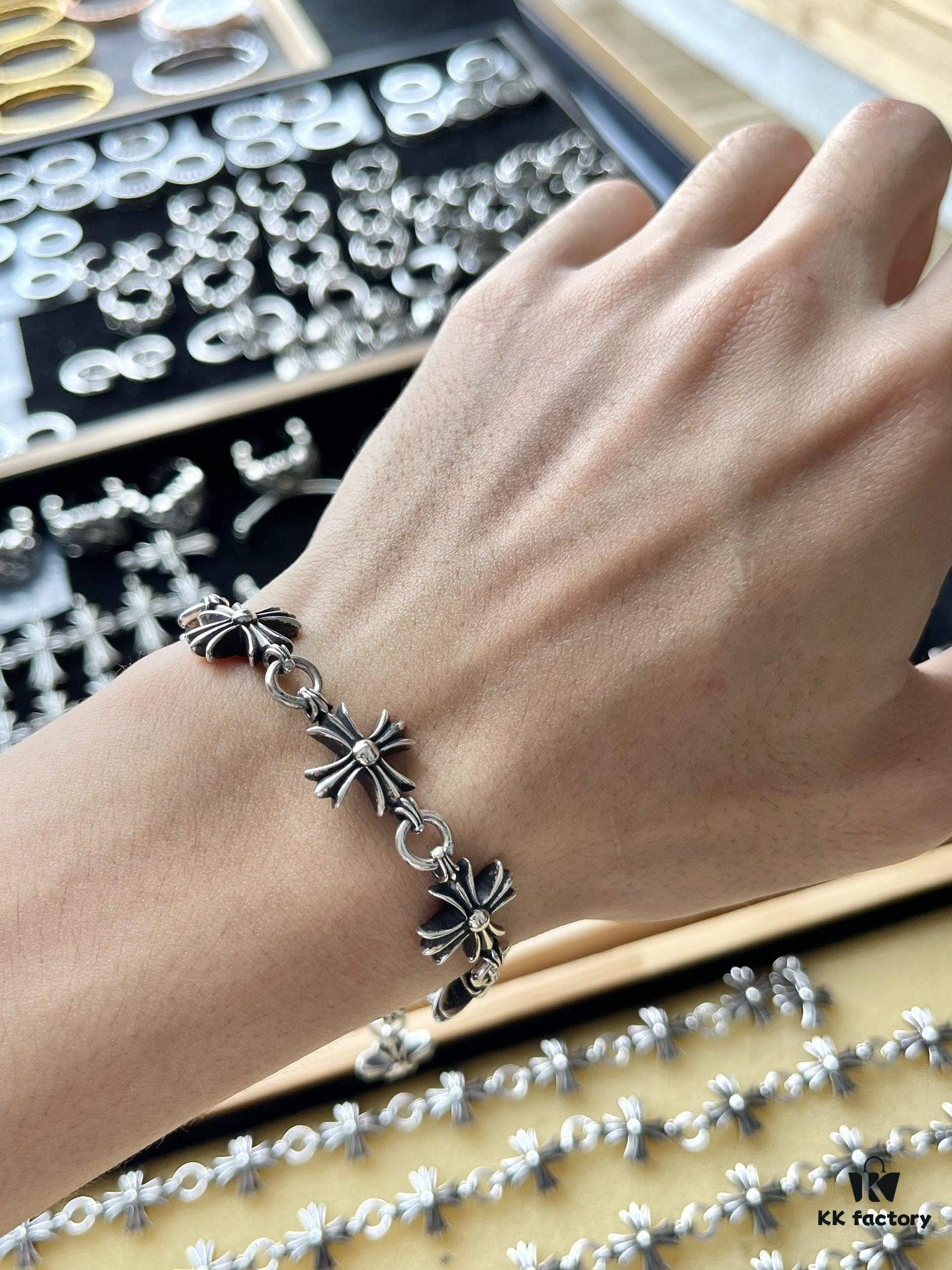 Chrome Hearts Nine-Section Cross Bracelet