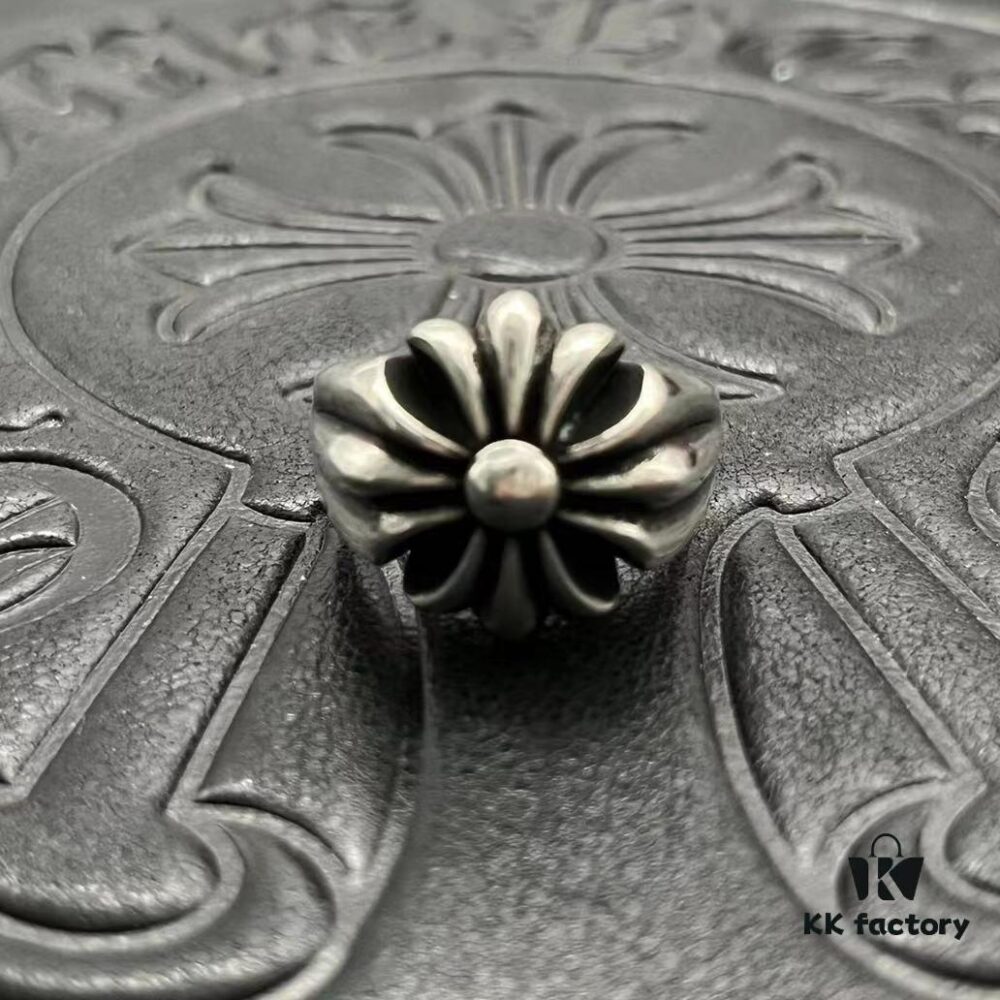 69300a3c12f62673a6fab988 CHROME HEARTS High-Quality Cross Ring