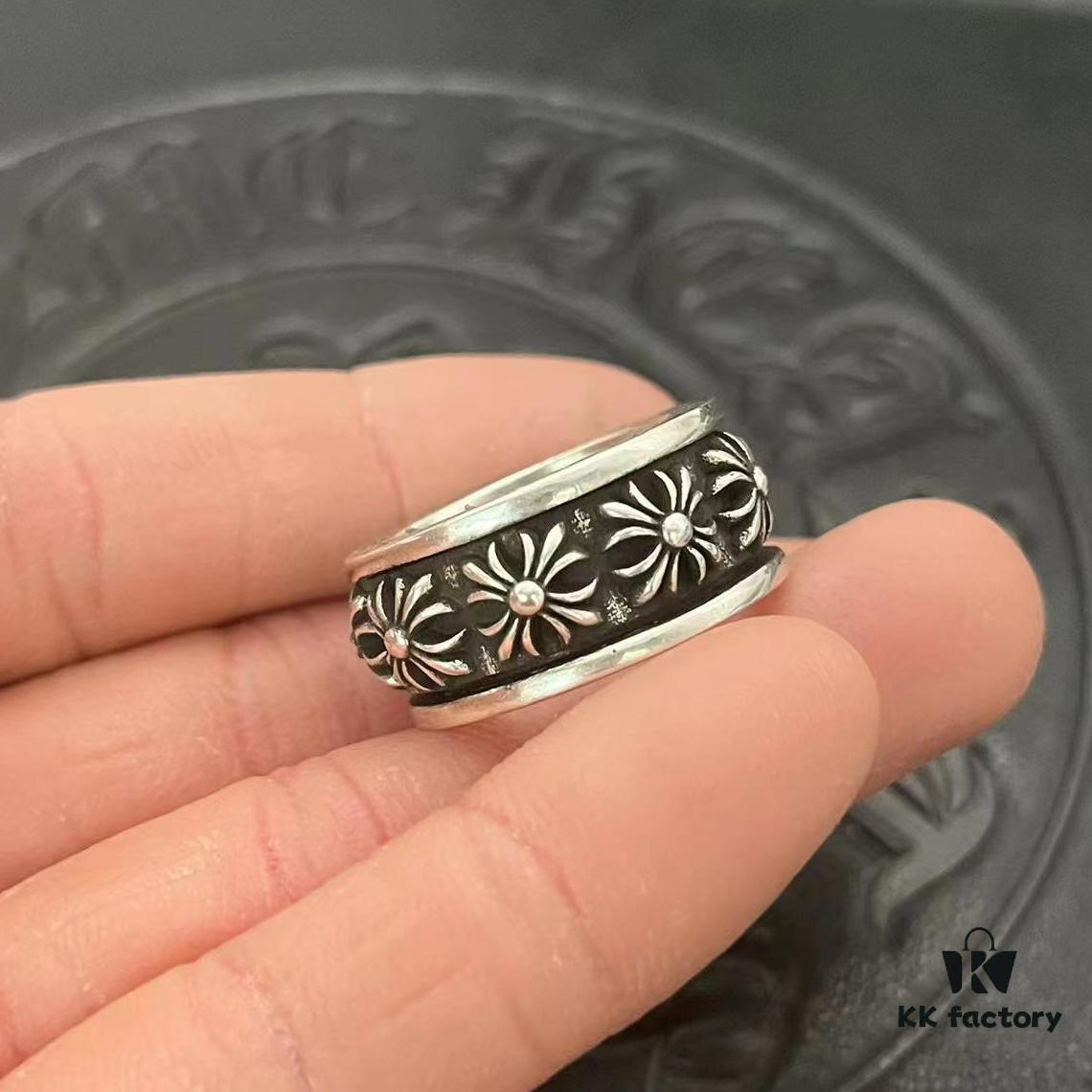 CHROME HEARTS High-Replica Rotating Crucifix Ring