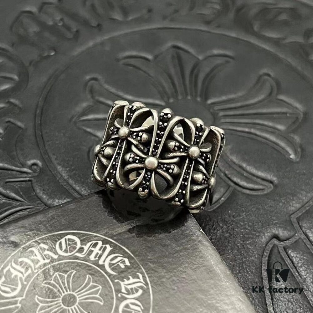 69300a5012f62673a6fab9ad CHROME HEARTS High-End Cremation Cross Diamond-Inlaid Ring