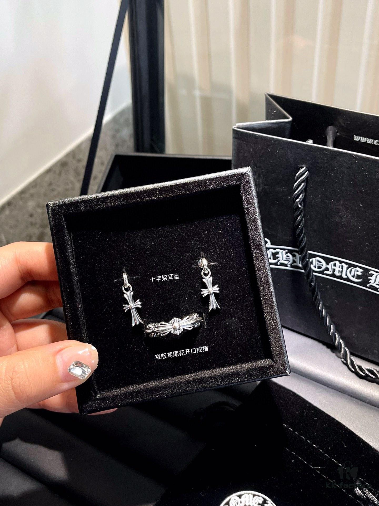 69300a9812f62673a6faba2f Chrome Hearts Celebrity Style Collection Classic 925 Sterling Silver Rings / Necklaces / Stud Earrings 18-Piece Set