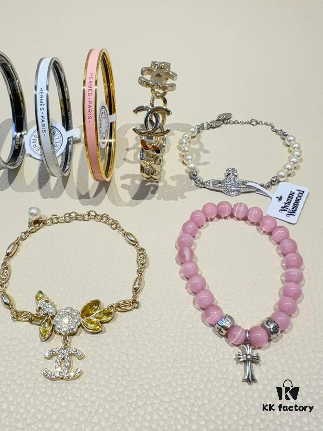 69300a9912f62673a6faba31 yyds Treasure Jewelry Chanel, Hermes, LV, West Grandma 👀 Chanel Wheat Bracelet, Double C Hollow Bracelet!!! Hermes Rabbit 🐰 Bracelet Infinite Rebuying Version LV Full Diamond Bracelet Asked for b Times Saturn Pearl Bracelet from West Grandma a Must-Have for All Girls Crocs Heart Cat's Eye Stone Bracelet Top Level