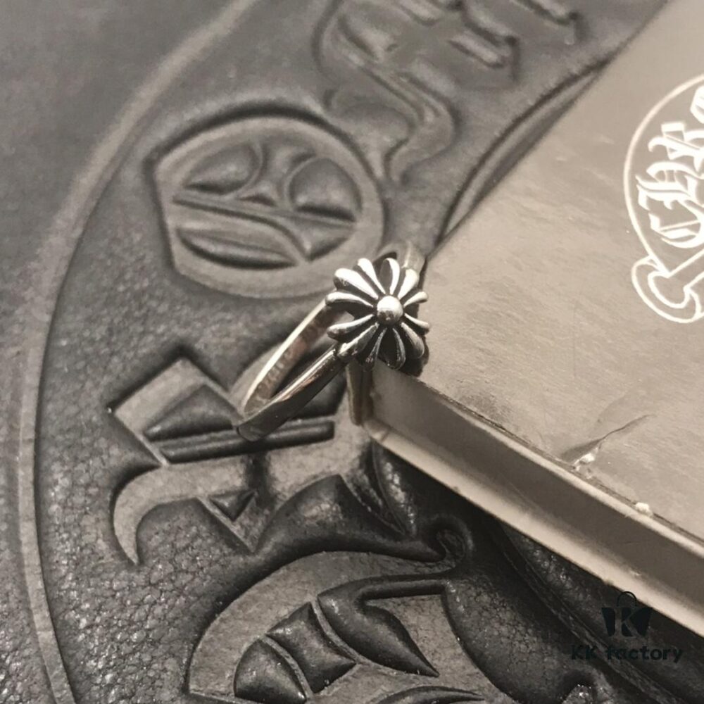 69300acf12f62673a6fabaad High-Version Chrome Hearts Cross Flower Small Ring, Clear Engraving, Unisex Design, Available in US Sizes 5 to 9