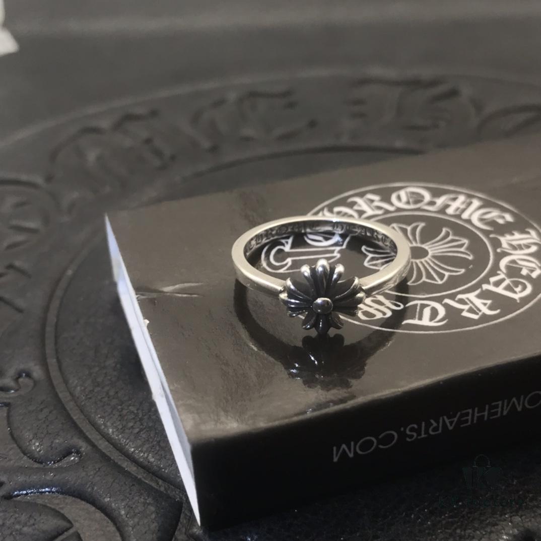 High-Version Chrome Hearts Cross Flower Small Ring, Clear Engraving, Unisex Design, Available in US Sizes 5 to 9
