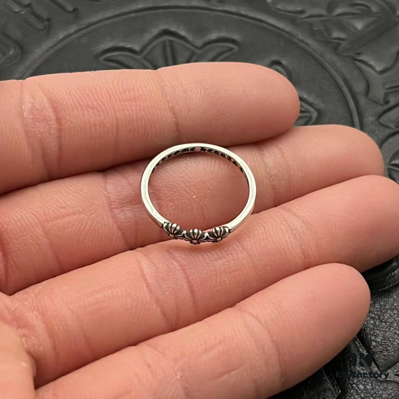 CHROME HEARTS High-Quality Cross Thirty-Character Floral Thin Ring