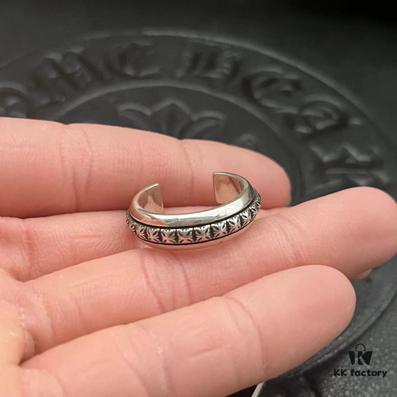 CHROME HEARTS High-Replication Cross Open Ring