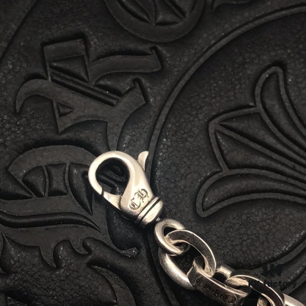69300b3b12f62673a6fabbbf High-Version Chrome Hearts Thick Letter Bracelet, Authentic Lobster Clasp, Clear Engraving, Closely Connected Links, Not Comparable to Common Oversized Extended Versions, Unisex Wear, Available in Sizes 17 to 21