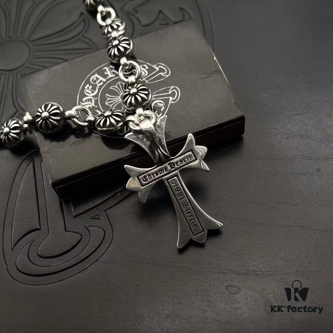 High-Version Chrome Hearts Cross Pendant Necklace with Integrated Chain, Original Horseshoe Clasp, Clear Engraving Details, Unisex Wear, 60cm Length