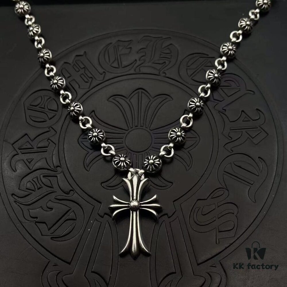 69300b4712f62673a6fabbdb High-Version Chrome Hearts Cross Pendant Necklace with Integrated Chain, Original Horseshoe Clasp, Clear Engraving Details, Unisex Wear, 60cm Length