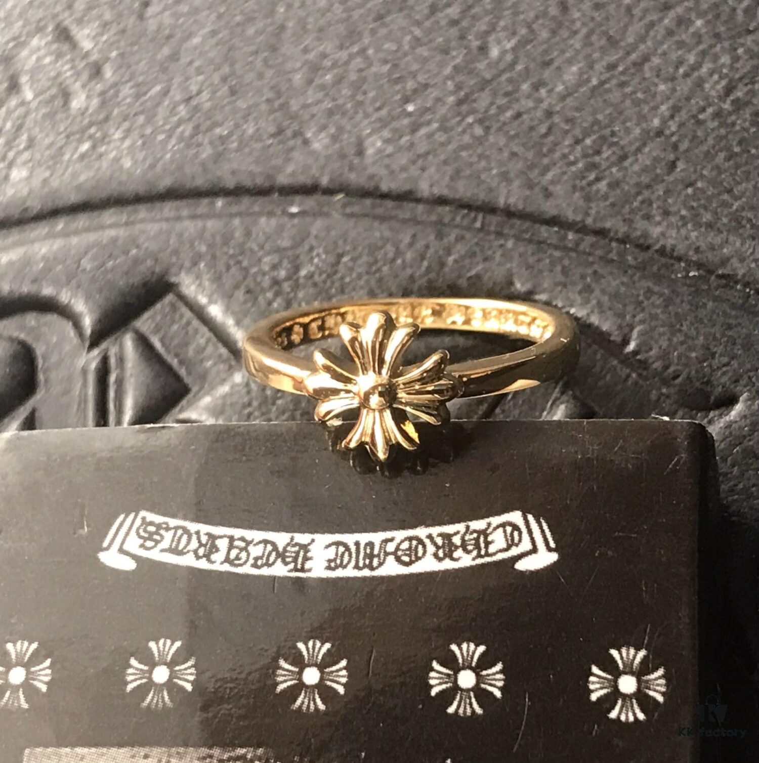 High-End Version Croxx 22K Square Cross Minimalist Ring
