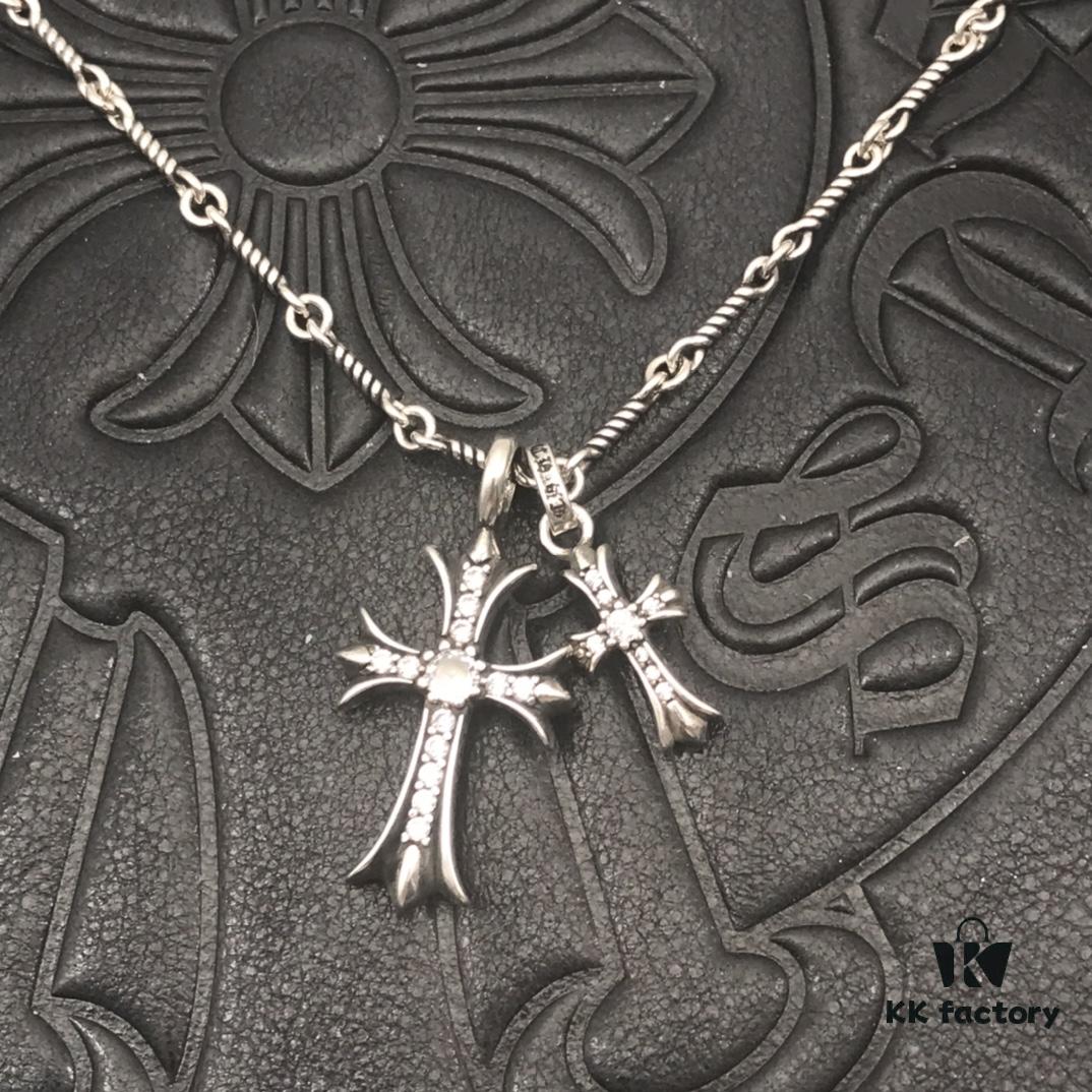 High-Version Crocs Heart White Diamond Aged Double Cross Necklace, One Style Four Wears, The Pinnacle of Cross Necklaces, A Timeless Classic