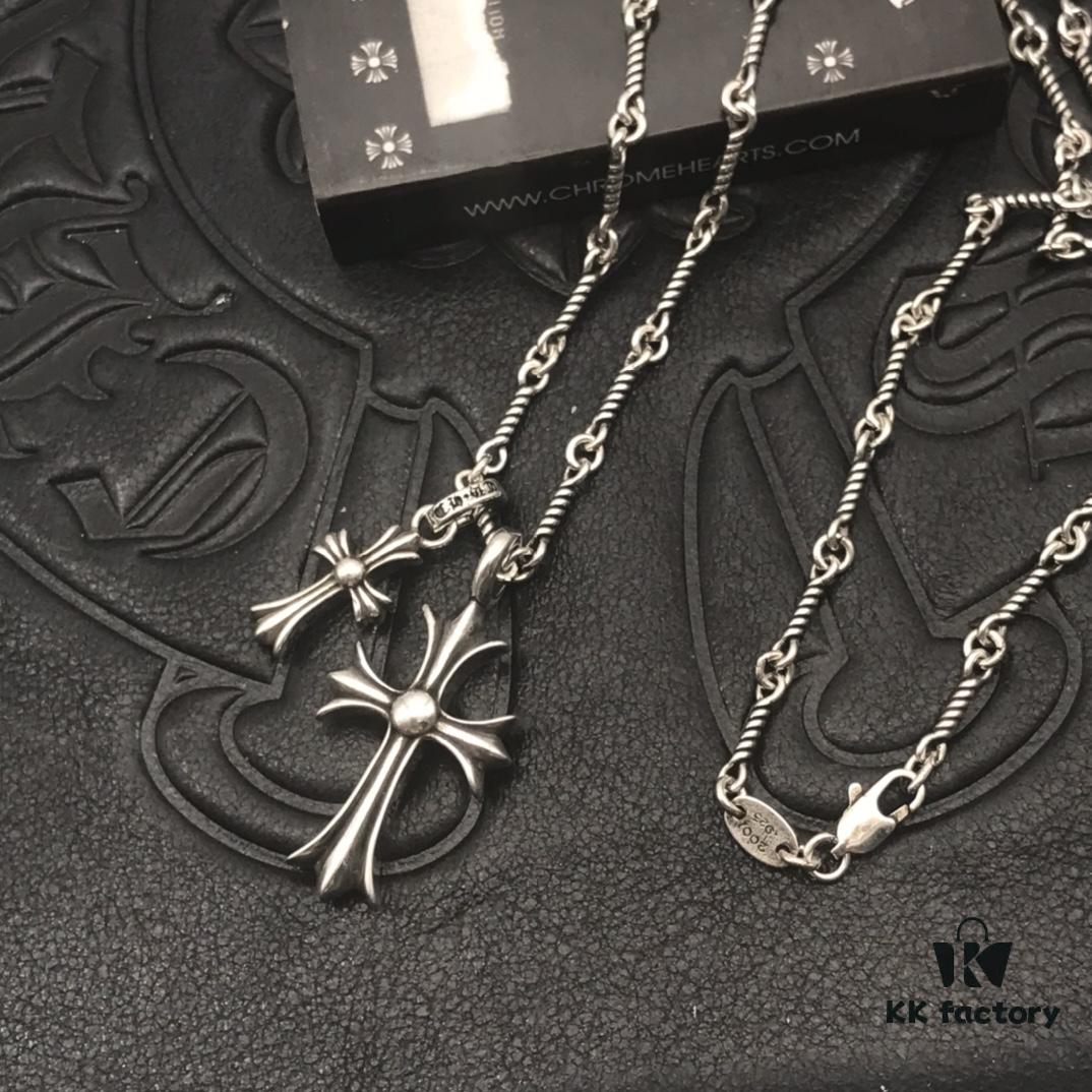 High-Version Crocs Heart White Diamond Aged Double Cross Necklace, One Style Four Wears, The Pinnacle of Cross Necklaces, A Timeless Classic