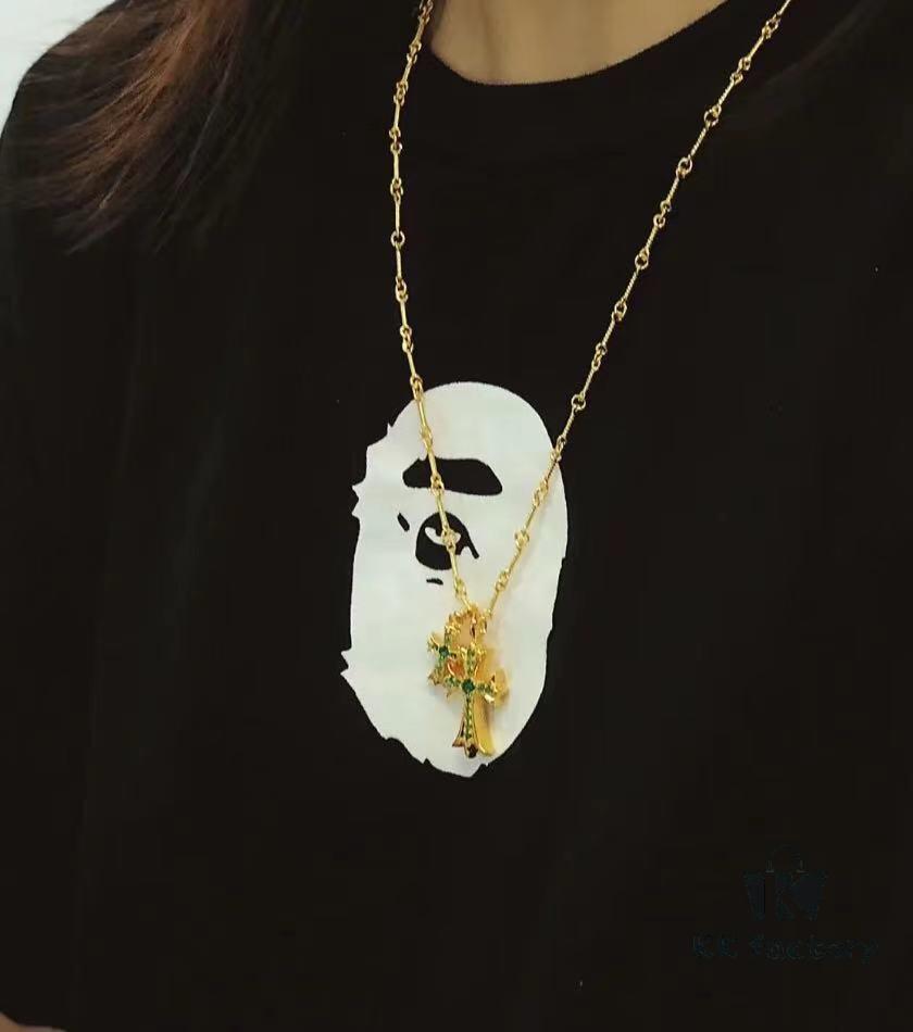 69300b9812f62673a6fabc4e High-Version Chrome Hearts Green Diamond Double Cross Necklace, Thick 22K Gold Plated, Distinct from Common 18K Gold Tone, 22K Offers a Rich Color Close to Pure Gold, One Necklace with Four Adjustable Chains, The Pinnacle of Cross Necklaces, A Timeless Classic