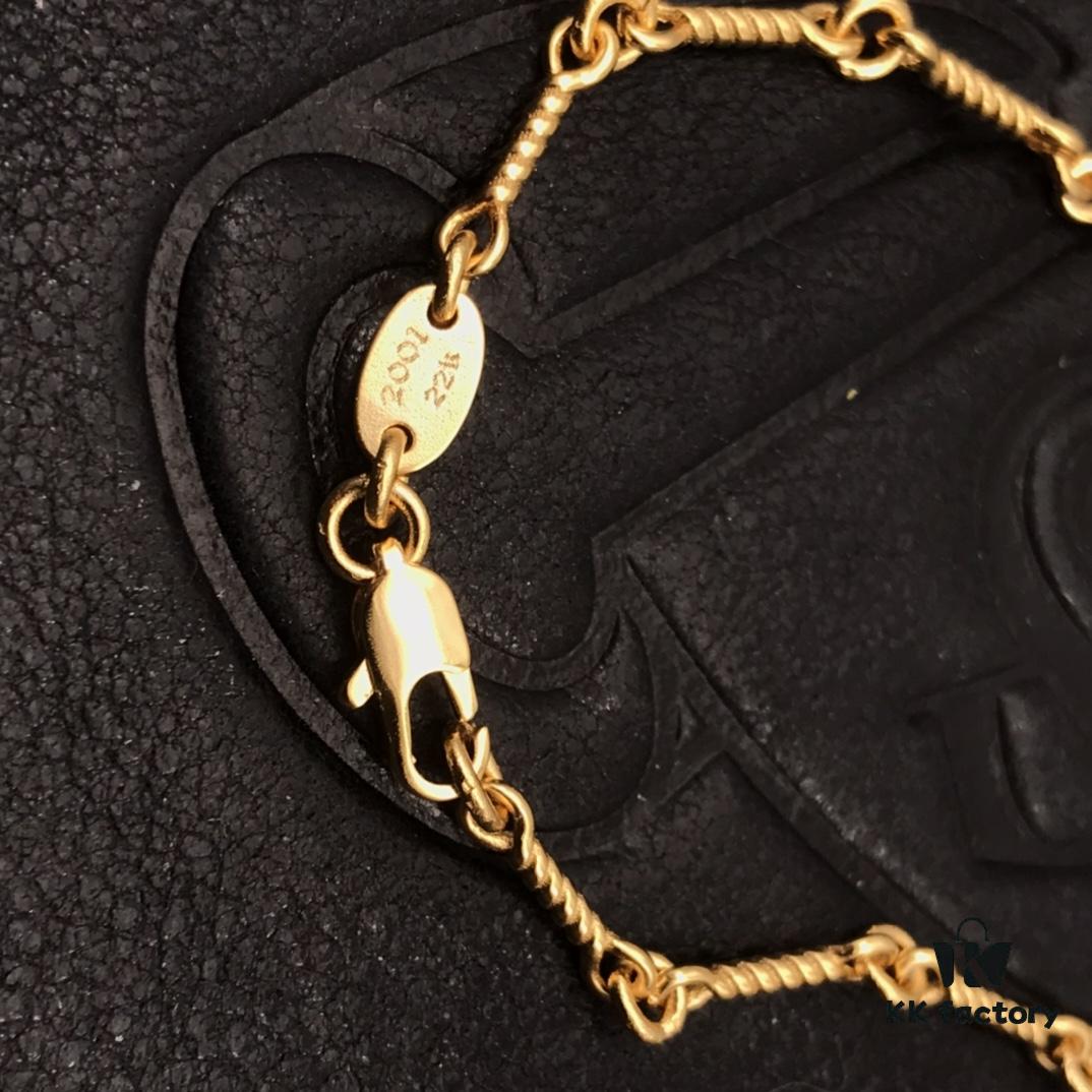 69300b9912f62673a6fabc51 High-Version Chrome Hearts Green Diamond Double Cross Necklace, Thick 22K Gold Plated, Distinct from Common 18K Gold Tone, 22K Offers a Rich Color Close to Pure Gold, One Necklace with Four Adjustable Chains, The Pinnacle of Cross Necklaces, A Timeless Classic