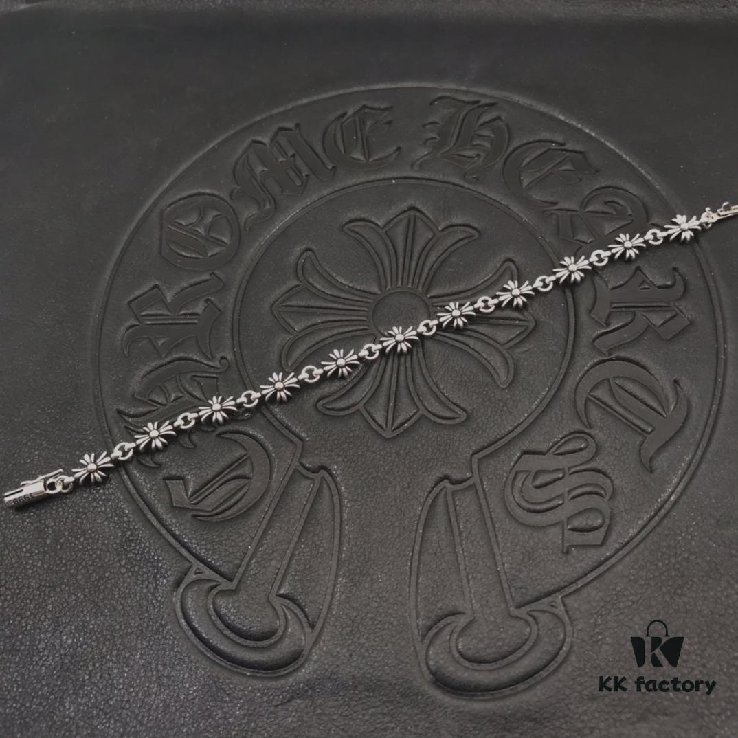 High-Version Chrome Hearts Plain Cross Wristband without Stones, Authentic Buckle Design with Original 14K Engraved Inlay, Unisex Bracelet, Available in Sizes 17-18-19