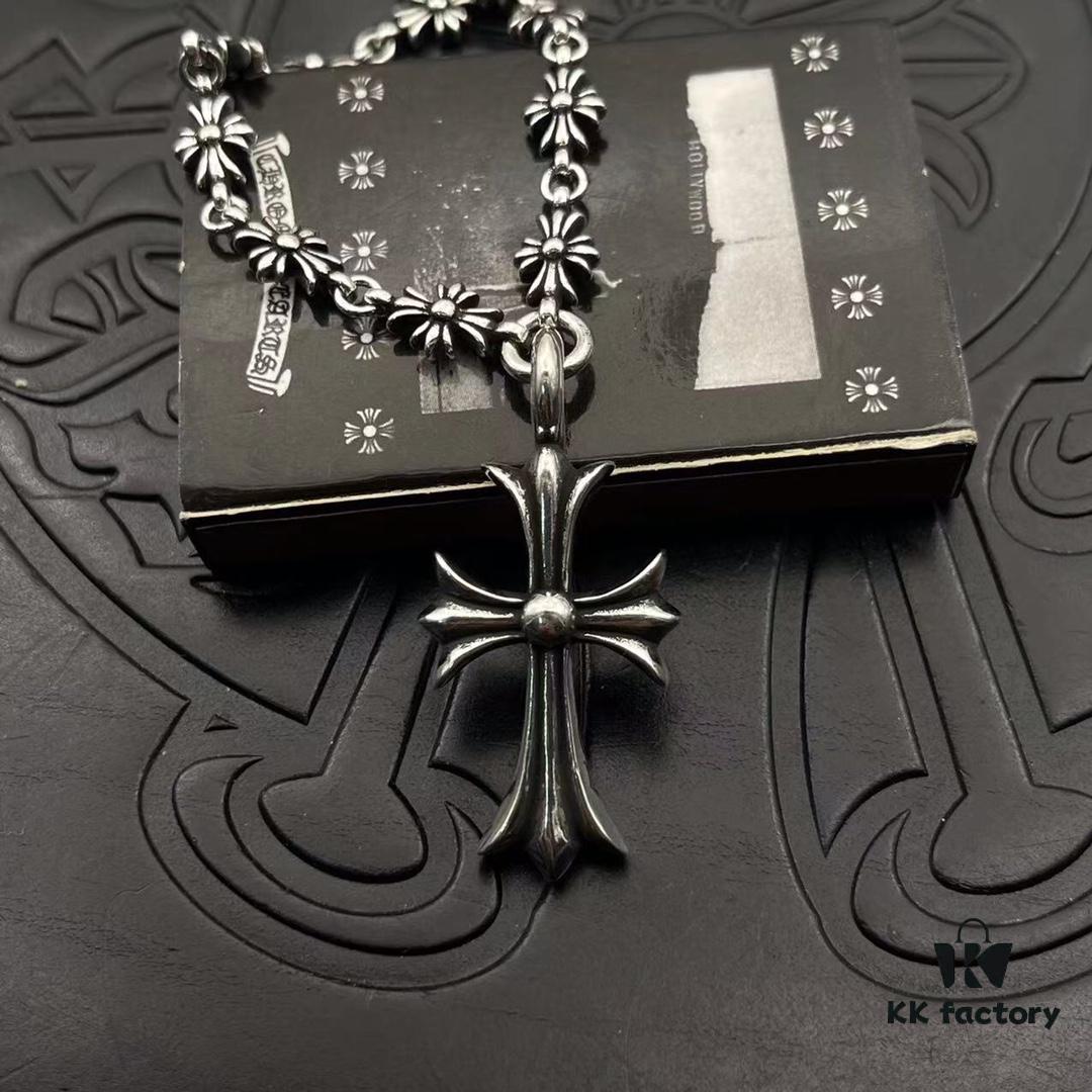 69300ba912f62673a6fabc6d High-Version Chrome Hearts Diamond-Inlaid Cross Necklace, Integrated Chain Set, Reversible Design with One Side Diamond-Inlaid and the Other Plain, 60cm Length, Clear Engraving and Precise Details, Original Buckle