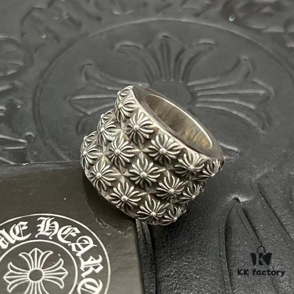 69300bd212f62673a6fabca8 CHROME HEARTS High-Quality Cross Ring