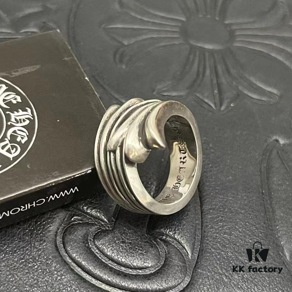 CHROME HEARTS High-Quality Cropped Heart Iris Ring