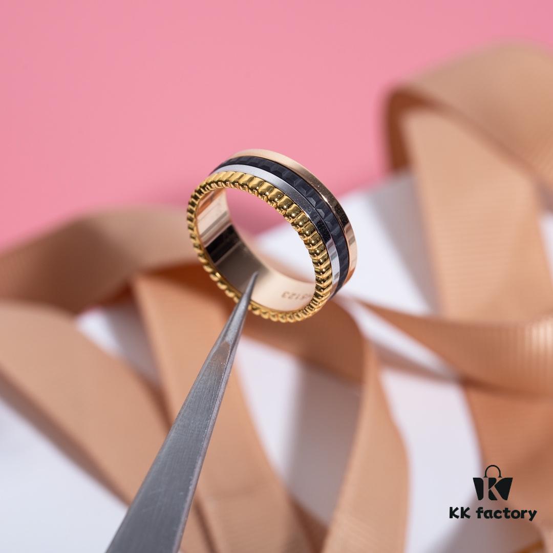 69300c3f12f62673a6fabd3f Quatre White Series Ring, Radiant and Brilliant, Showcasing the Brand's Iconic Luster