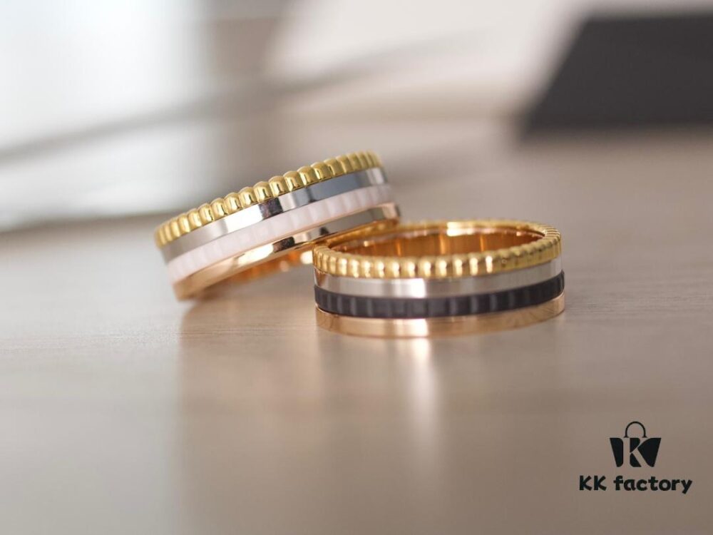 69300c4a12f62673a6fabd51 Quatre White Collection Ring, Brilliant and Radiant, Showcasing the Brand's Iconic Luster