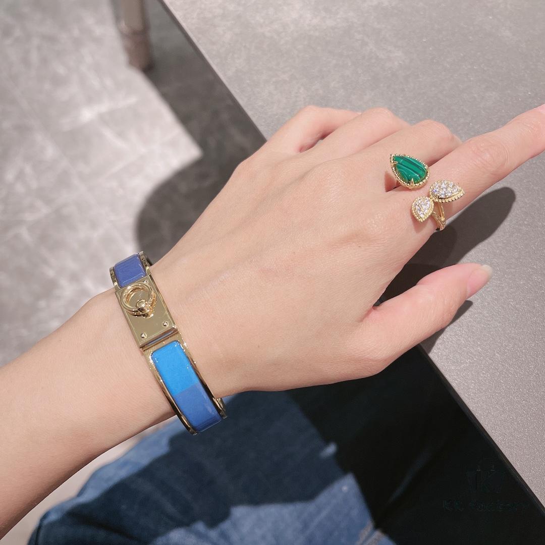 69300c6a12f62673a6fabd8a Boucheron Goutte Ring 💧 SERPENT BOHÈME Ring 💍 Classic and Modern, Diamond-Paved Drop Design with Delicate Yellow Gold Pearl Surround, Contemporary Aesthetic, Thick Gold Plating, Branded Boucheron Open-Ring Design, One Size Fits All, Exquisitely Beautiful to Wear 👼
