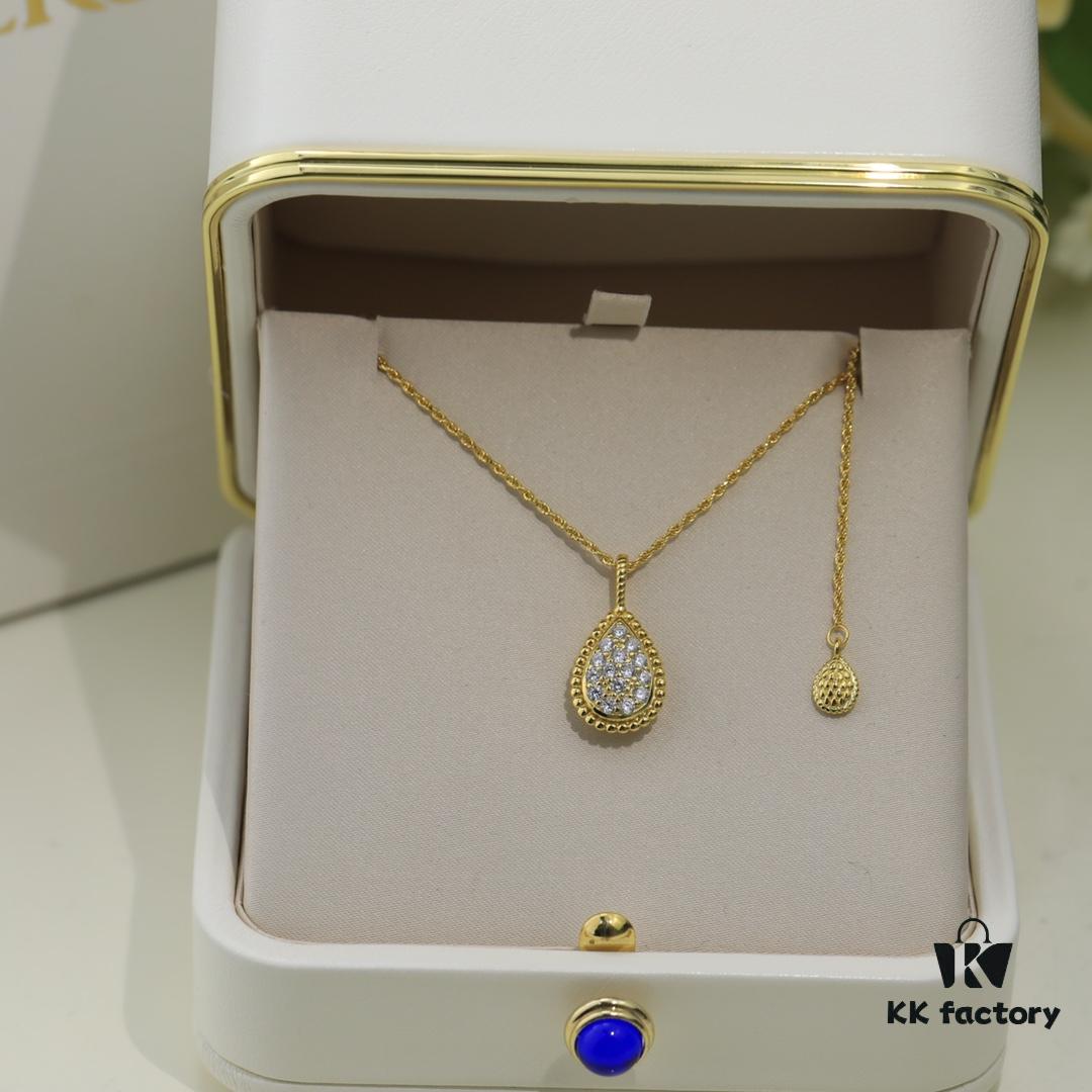 69300c6d12f62673a6fabd91 Boucheron Goutte Necklace 💧 SERPENT BOHÈME Necklace, Classic and Modern Design with Diamond-Paved Drop Pendant Surrounded by Delicate Yellow Gold Beads, Thick Gold Plating, Branded Logo, Adjustable Length 45cm, Exquisite for Every Occasion 👼 Large Drop Necklace. Brand Story: The Water Drop Symbolizes 'For the One You Love Most'