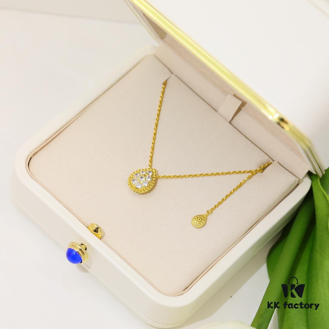 69300c7112f62673a6fabd99 Boucheron Goutte de Rose Necklace 💧 SERPENT BOHÈME Necklace. Classic and modern, featuring a teardrop-shaped pendant embellished with pave diamonds, surrounded by delicate yellow gold beads, embodying contemporary aesthetics. Thick gold plating, logo-engraved Boucheron necklace, adjustable length 45cm for a stunning fit 👼