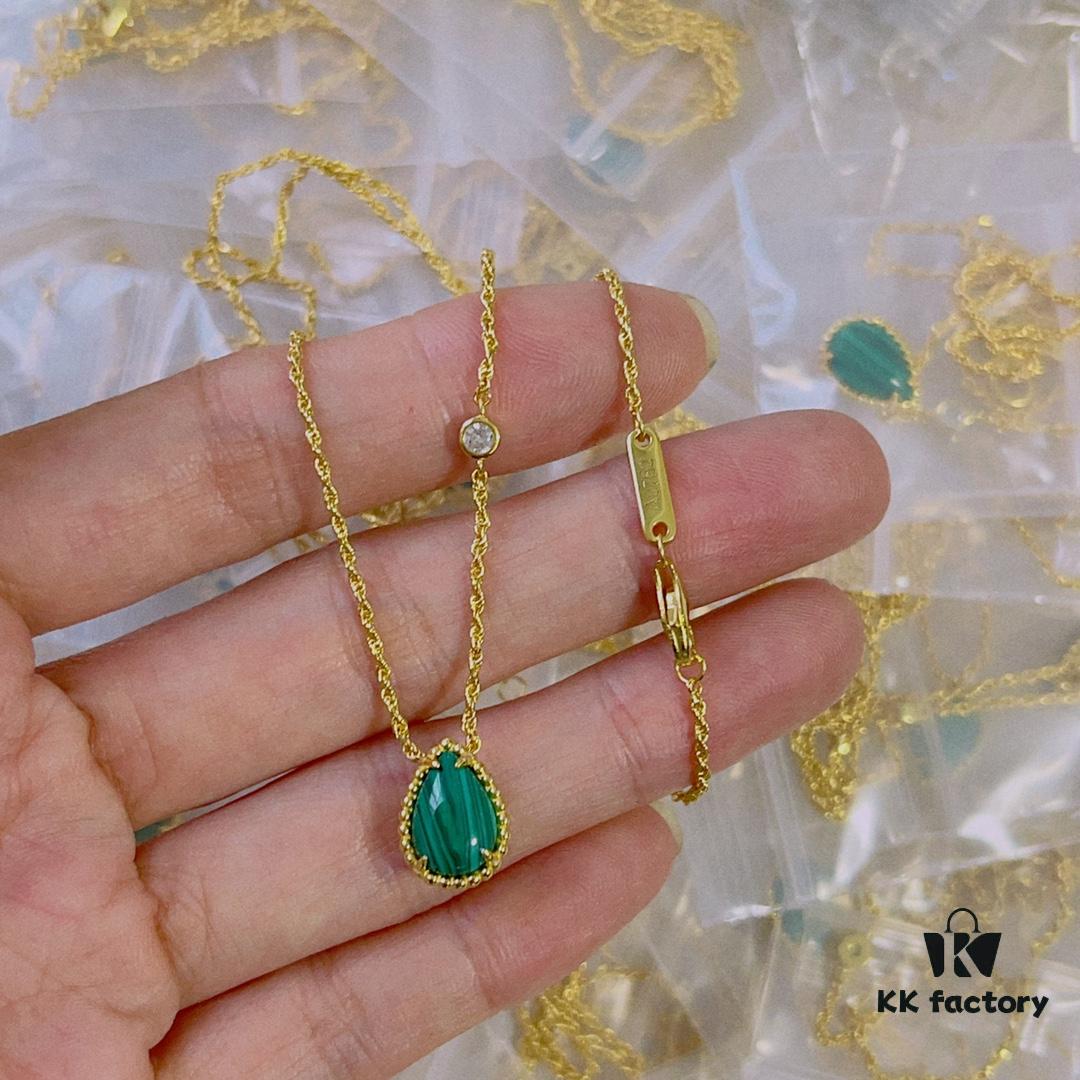 69300c7412f62673a6fabda0 Boucheron Goutte de Rose Necklace 💧 SERPENT BOHÈME Necklace. Classic and modern, featuring a droplet-shaped design embellished with pave diamonds, aligning perfectly with contemporary aesthetics. Thick gold plating, branded logo, Boucheron necklace with adjustable length of 45cm for a stunning fit 👼】Small droplet necklace. Brand story: the droplet symbolizes 'for the one you love most.'