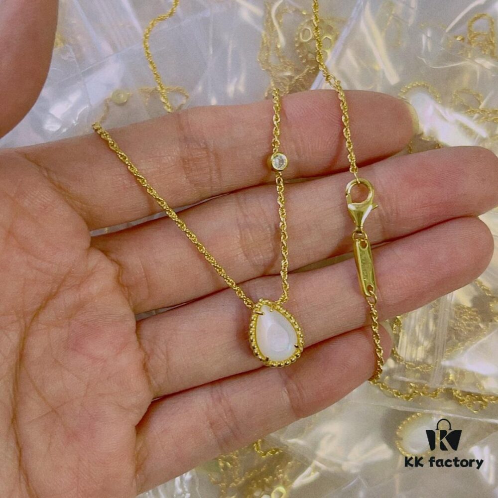 69300c7512f62673a6fabda2 Boucheron Goutte de Rose Necklace 💧 SERPENT BOHÈME Necklace, Classic and Modern, Drop-Shaped Design Set with Diamonds, Thick Gold Plating, Logo-Embellished Boucheron Necklace, Adjustable Length 45cm for Exquisite Wear 👼 Small Drop Necklace. Brand Story: The Water Drop Symbolizes 'For the One You Love Most'