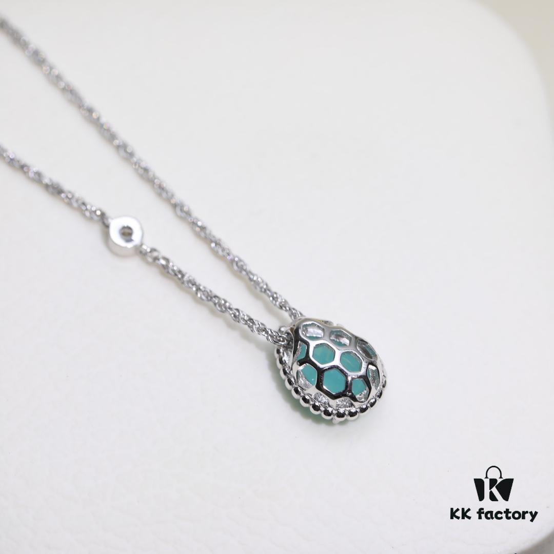 69300c7a12f62673a6fabdaf Boucheron Goutte de Ressac Necklace 💧 SERPENT BOHÈME Collection. Timeless and modern, featuring a droplet-shaped design embellished with pave diamonds, perfectly aligned with contemporary aesthetics. Logo-engraved Boucheron necklace, 45cm length with adjustable chain for an elegant fit 👼. Petite droplet necklace. Brand story: the water droplet symbolizes 'For the one I love most.'