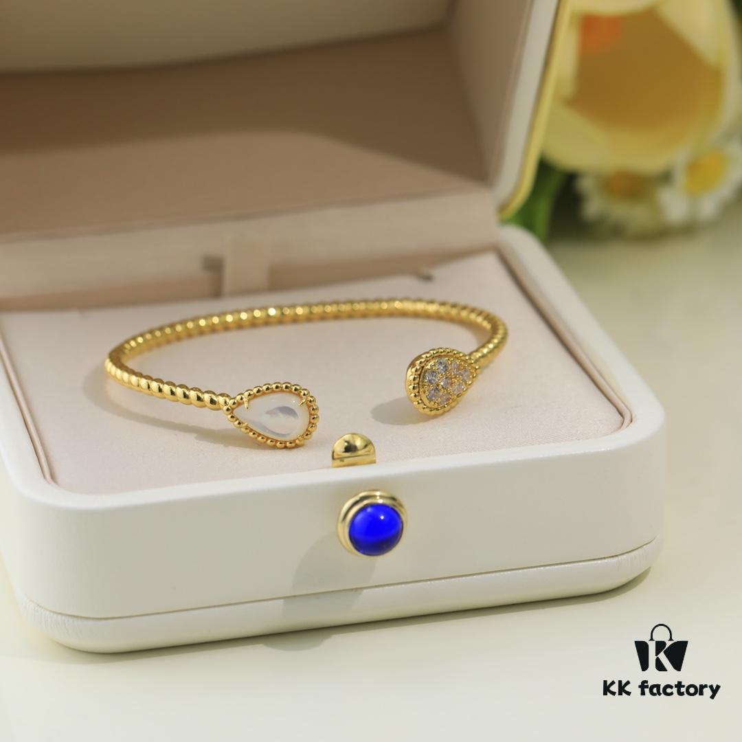 69300c7d12f62673a6fabdb4 Boucheron Goutte Bracelet 💧 SERPENT BOHÈME Classic and Modern, Diamond-Set Water Drop Design with Delicate Yellow Gold Pearl Surround, Thick Gold Plating, Logo-Embellished Boucheron Bracelet, Elegant Simplicity in a Timeless Water Drop Shape, Exquisite Wearability 👼】The Water Drop Collection Symbolizes Love for the Dearest One